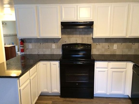 3rd image of 1108 Loretta Ave APT 8