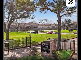 2011 Spenwick Dr