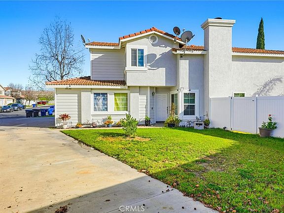 4th image of 7639 Hillhurst Dr