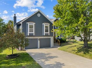 2029 SW 2nd St, Lees Summit, MO 64081