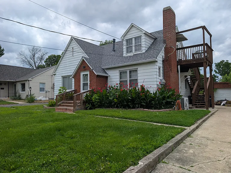 117 Benton St #201 — Photo 3
