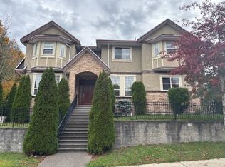 10306 Jackson Rd, Maple Ridge, BC V2W 0A9