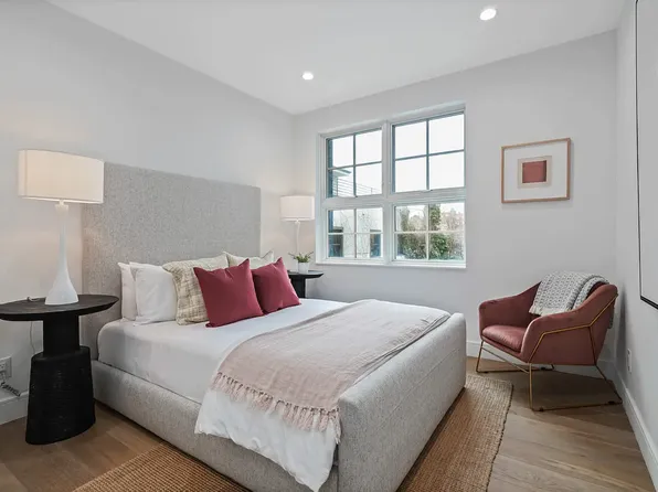 40 Huntington Street image 11 of 14