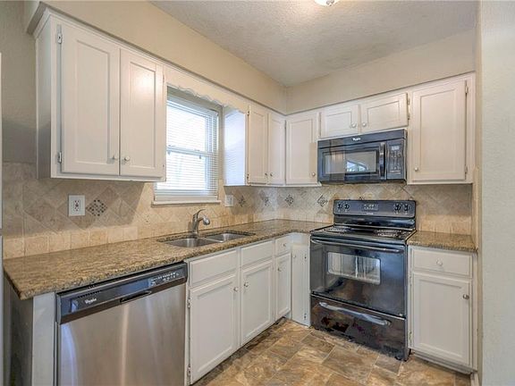 4th image of 1807 N Ponca Dr