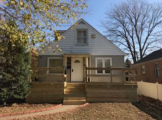 7531 Woodlawn Ave, Hammond, IN 46324