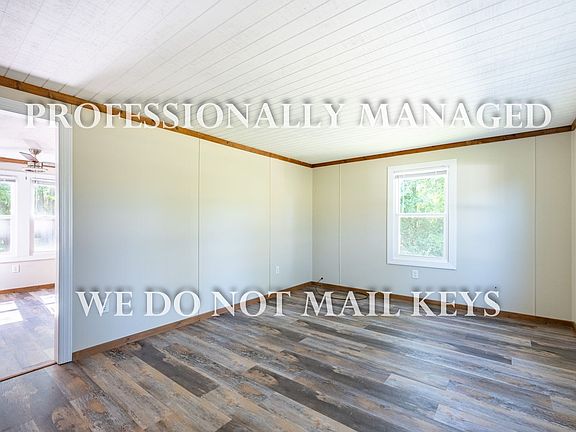 4th image of 1105 N Winstead Ave