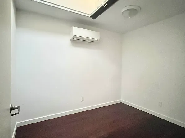 286 Stanhope Street image 18 of 29