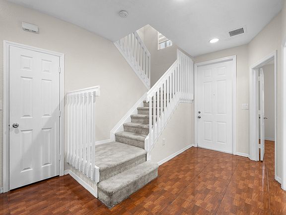 2nd image of 6052 SW 19th Street
