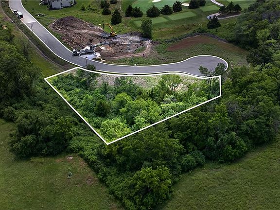 2nd image of 15803 Argyle Dr