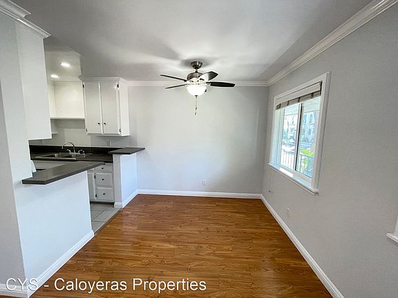 3rd image of 3982 Inglewood Blvd #7