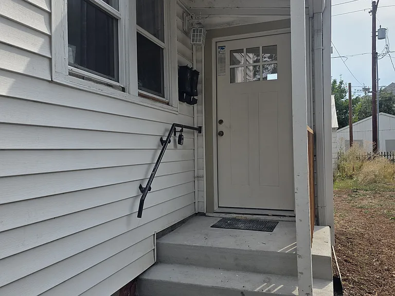 Entrance to the the foyer. Unit #2 is up the stairs to the right.