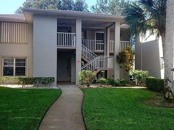 4th image of 32 Lake Vista Trl APT 106