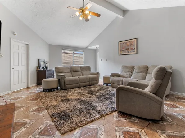 12147 Swords Creek Rd, Houston, TX 77067