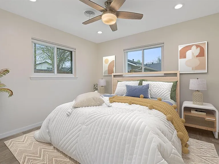 5211 Halmark Dr — Photo 20
