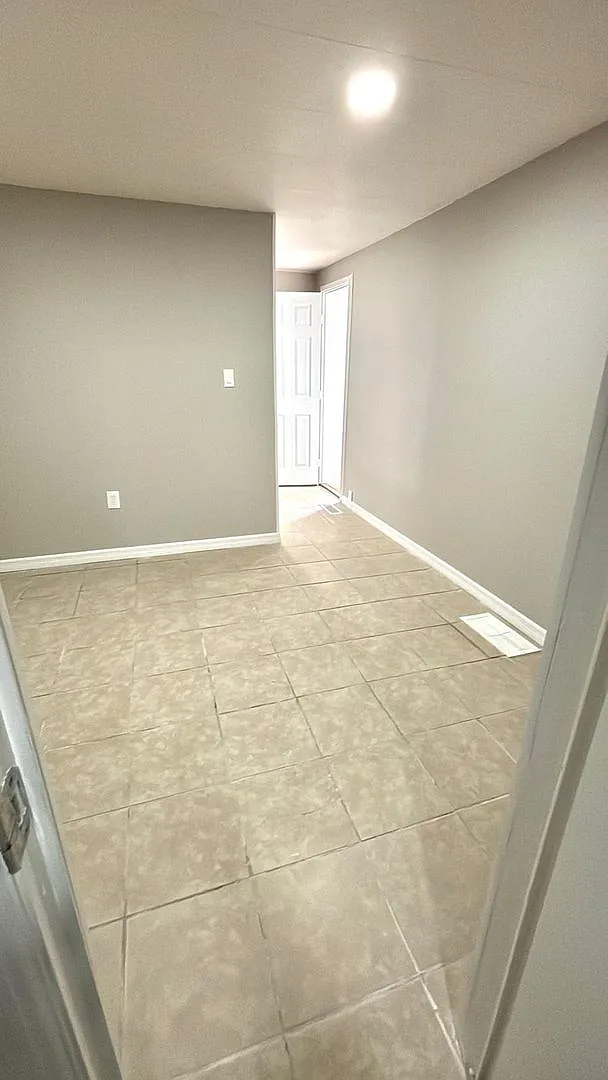 Studio apartment in quiet community in Venice, FL — Photo 4