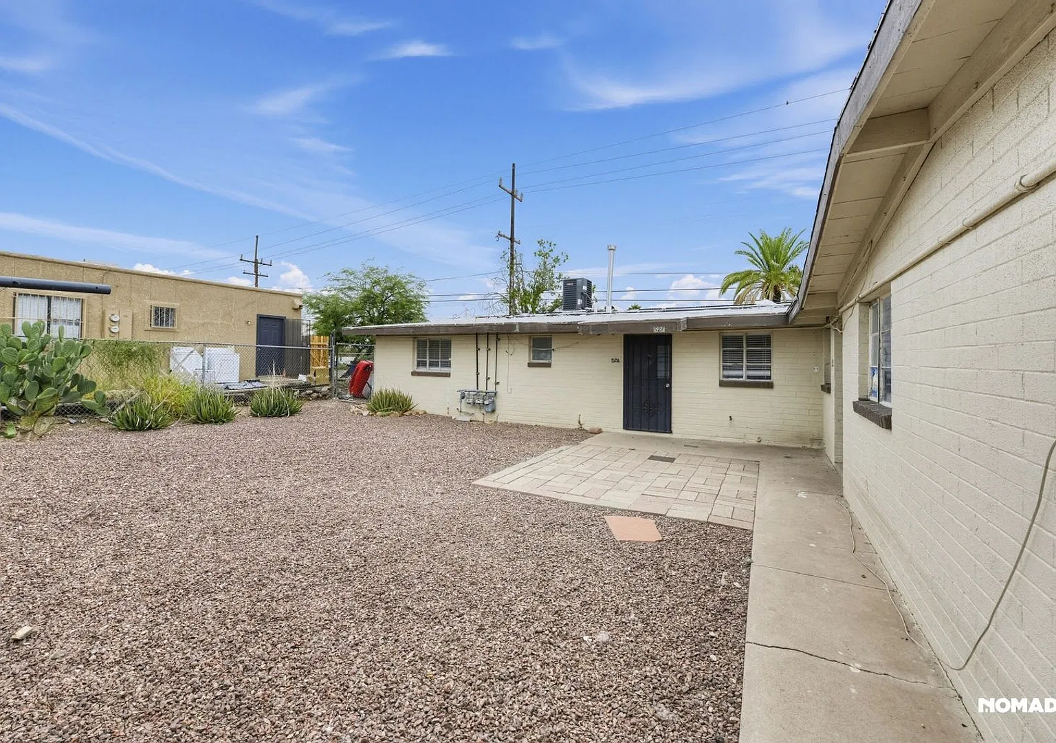 Charming 2BR Duplex in Tucson — Photo 4
