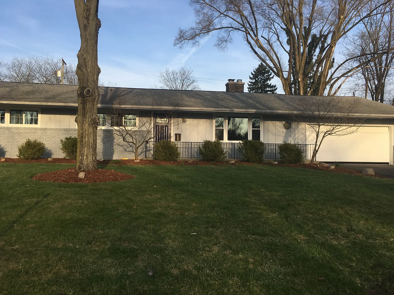 4032 Mountview Rd photo 1