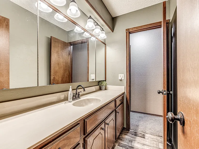 6204 SE 56th St — Photo 30