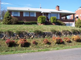 634 Commander Dr, Roanoke, VA 24012