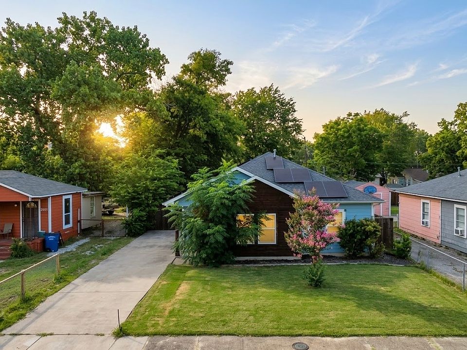 1st image of 2655 Jennings Ave