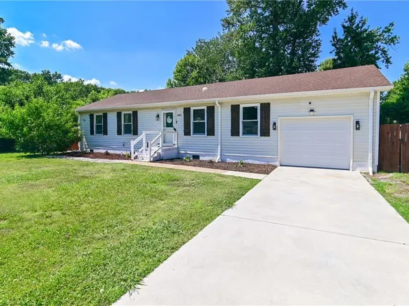 2845 Lambert Trl, Chesapeake, VA 23323