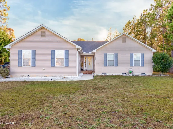 360 Woodgreen Drive, Aberdeen, NC 28315