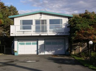 4520 Moran Beach Ln, Oak Harbor, WA 98277
