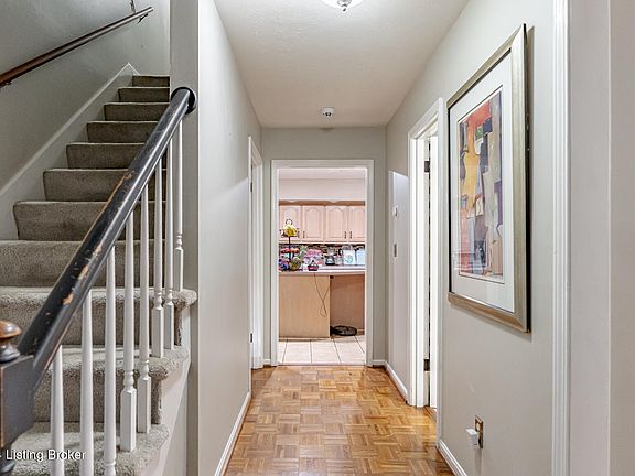 5th image of 3301 Behr Ct