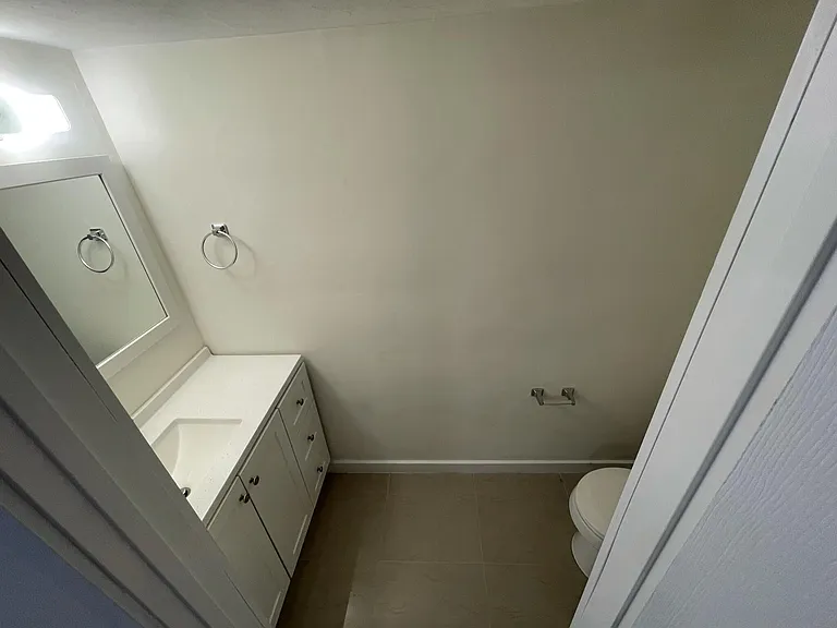 1231 SW 61st Ter #2 — Photo 8