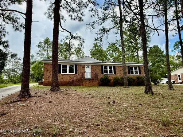 103 Betty Brooks Boulevard, Hamlet, NC 28345