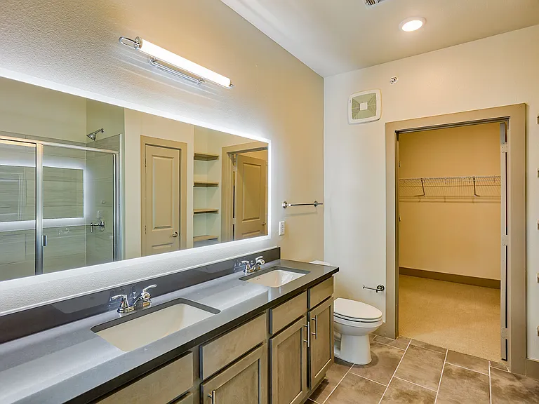 Tower Bay Lofts — Photo 11