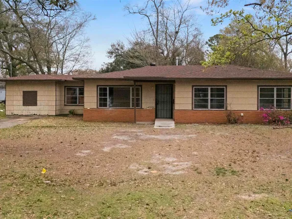 4510 El Paso St, Beaumont, TX 77703