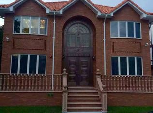 39-3 210th St #1FL, Bayside, NY 11361