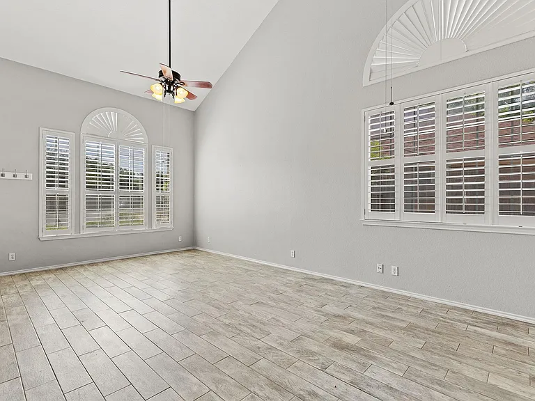 16802 Bailey Jean Dr — Photo 18