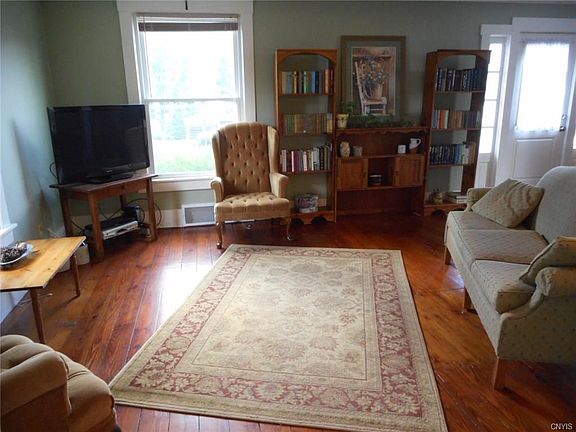2nd image of 78 Hamlin St