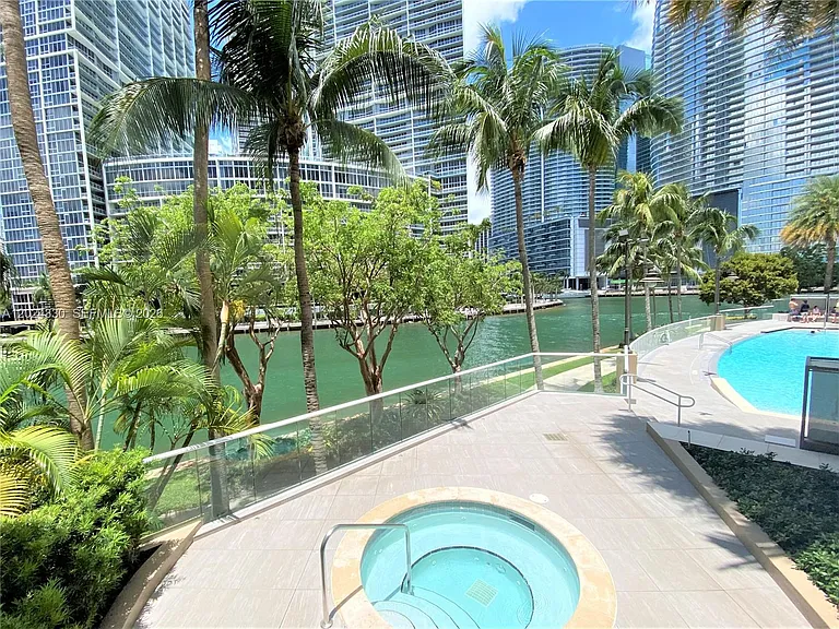 901 Brickell Key Blvd #2006 — Photo 36
