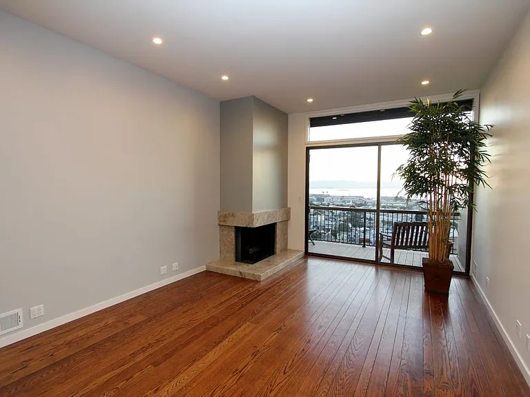 677 Connecticut St — Photo 4