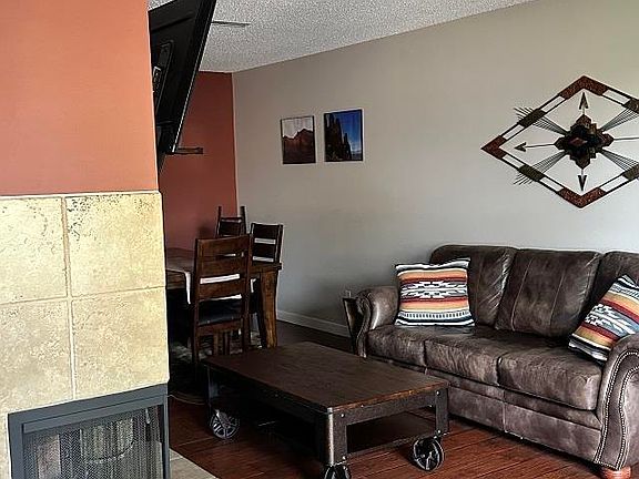 3rd image of 70 Woodlands Rd #152
