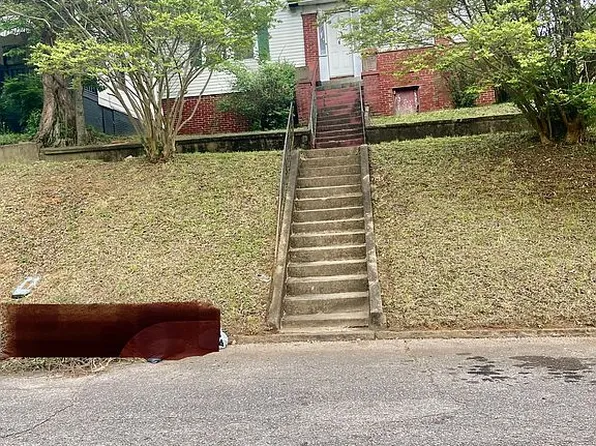 1605 Fairfax Ave, Bessemer, AL 35020