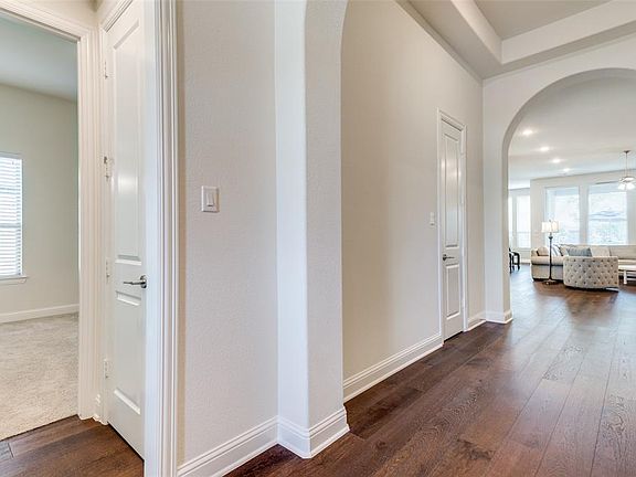 2nd image of 3890 White Clover Ln