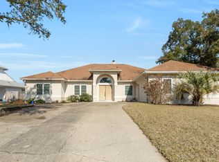 2837 Jack Nicklaus Way, Shalimar, FL 32579 | Zillow