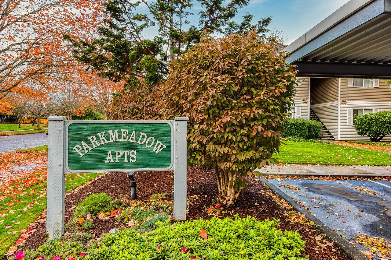 Parkmeadow Apartments — Photo 1