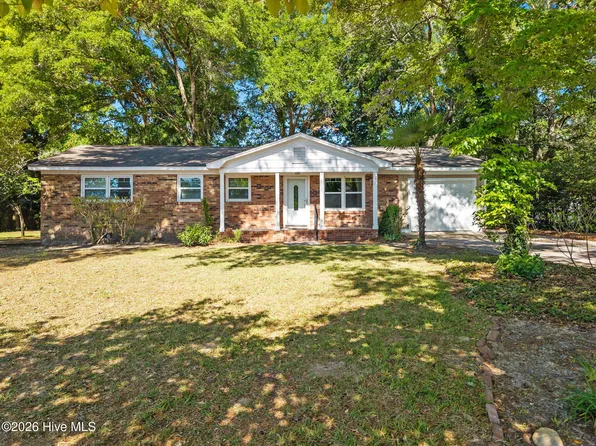 1646 Waterway Drive SW, Ocean Isle Beach, NC 28469
