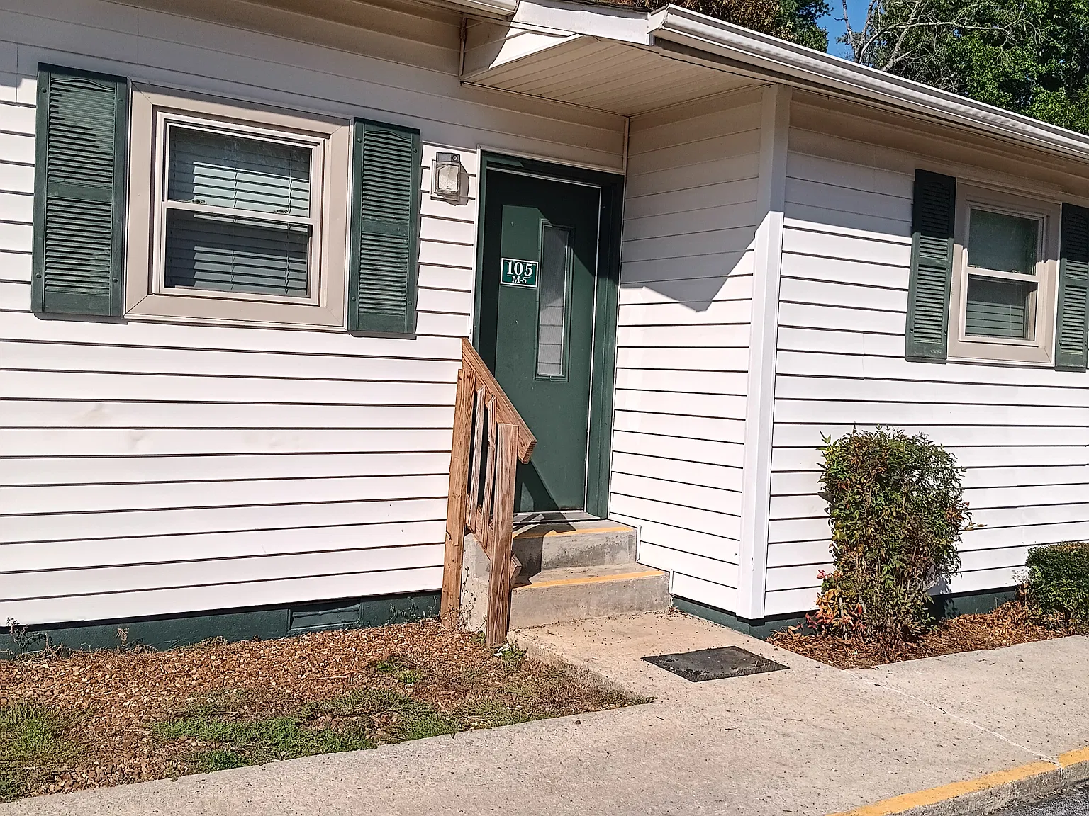 2 bed, $1,600 — Photo 1