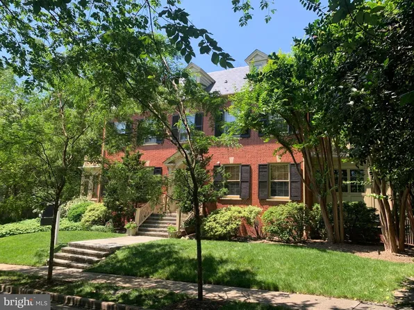 412 N View Trl, Alexandria, VA 22301