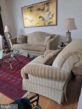 5th image of 605 Lighthouse Landing Ln