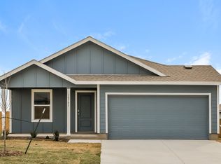 10701 Revolver Dr, Fort Worth, TX 76108
