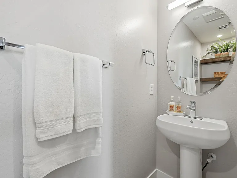 820 N 8th Ave #17 — Photo 30