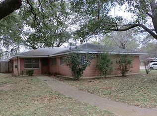 2721 Old Robinson Rd, Waco, TX 76706