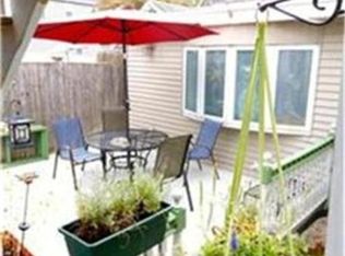 25 Nichols St #A, Salem, MA 01970